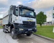 WhatsApp Image 2025-05-16 at 08.02.01